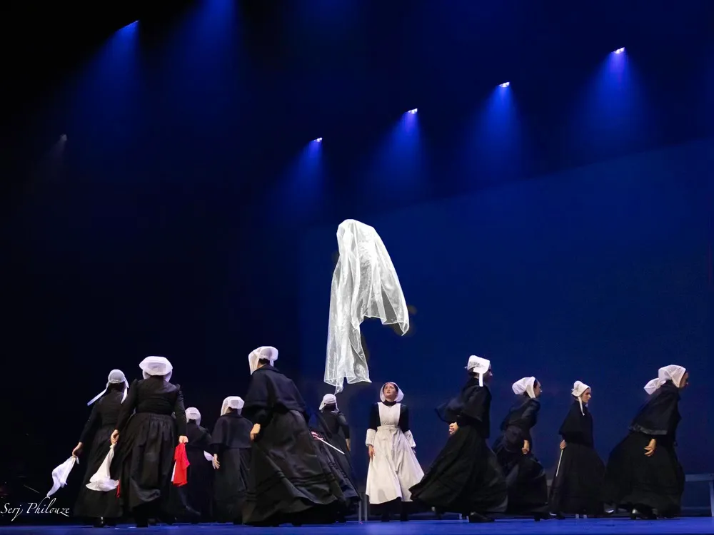 Les faiseuses d'anges gant Kelc'h Keltiek Korriganed Pañvrid