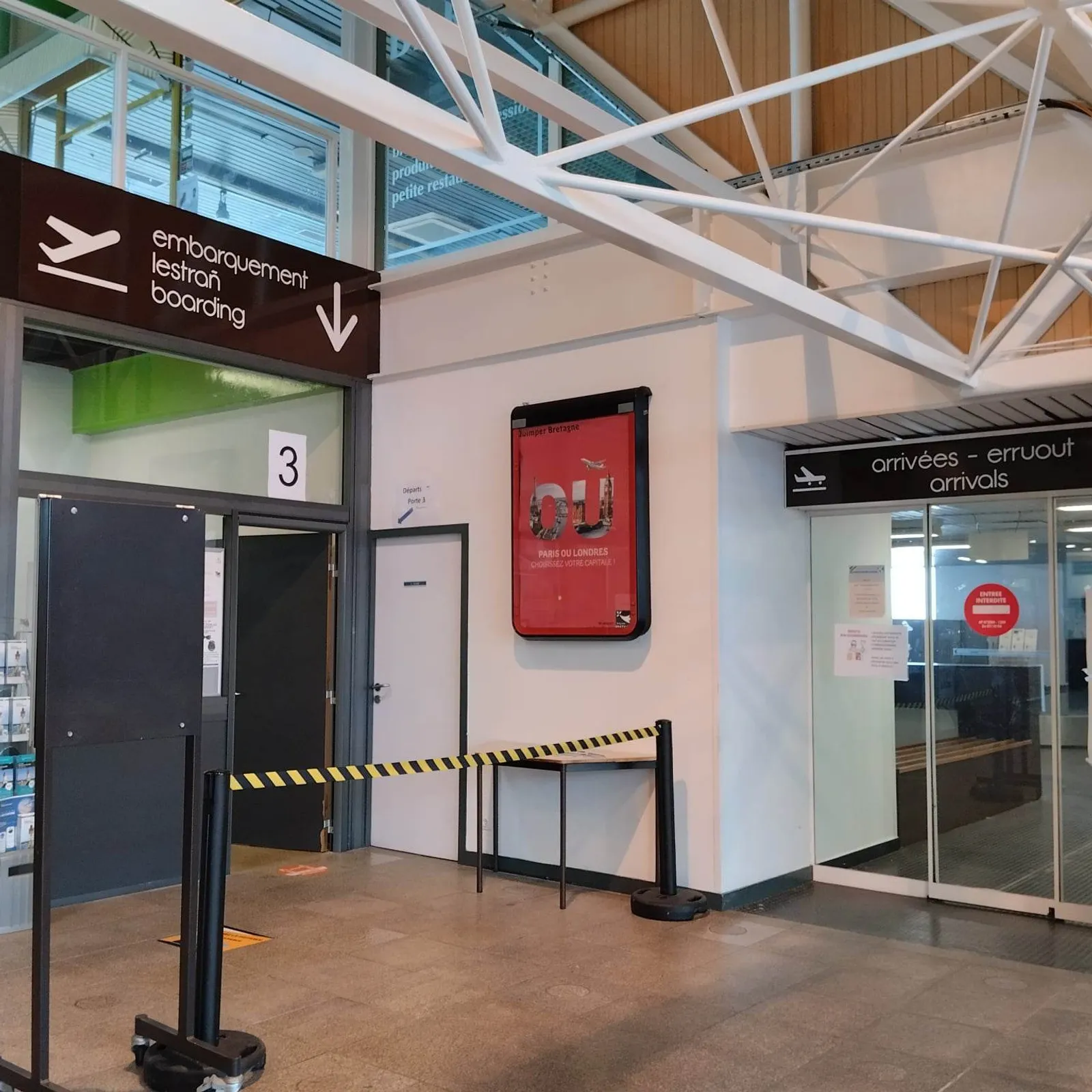 Ne vo ket arc'hantaouet aerborzh Kemper gant ar rannvro ken