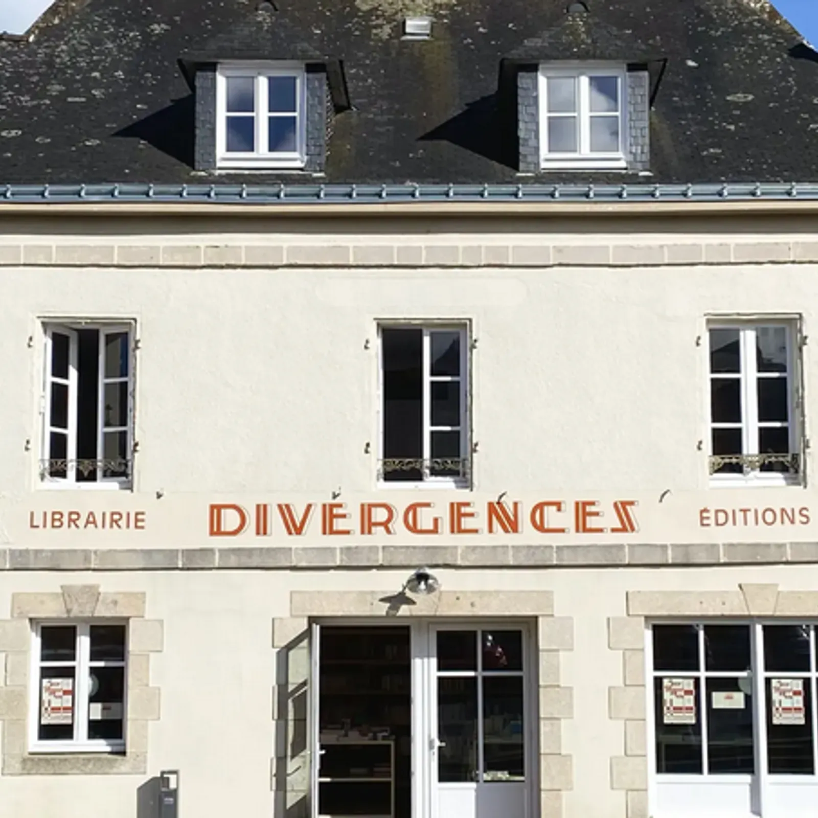 Éditions Divergences, la curiosité est un bien beau défaut !