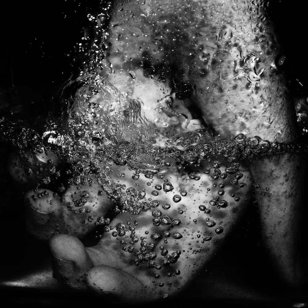 2min pour comprendre les doigts fripés dans l'eau