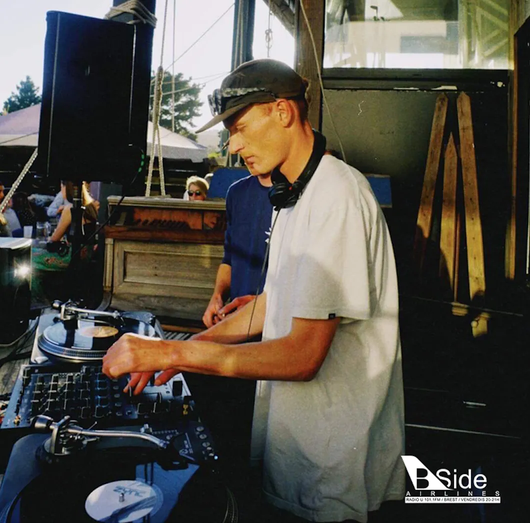 Bside Airlines - Flight#294 FILENOTSUPPORTED - RAVE SYSTEM