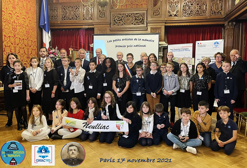 Les  petits  artistes de la mémoire