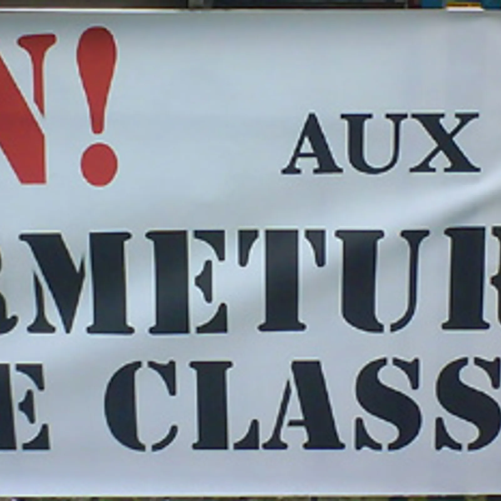 Muioc’h muiañ a dud a sav enep divizoù an Deskadurezh Stad da serriñ klasoù e Breizh