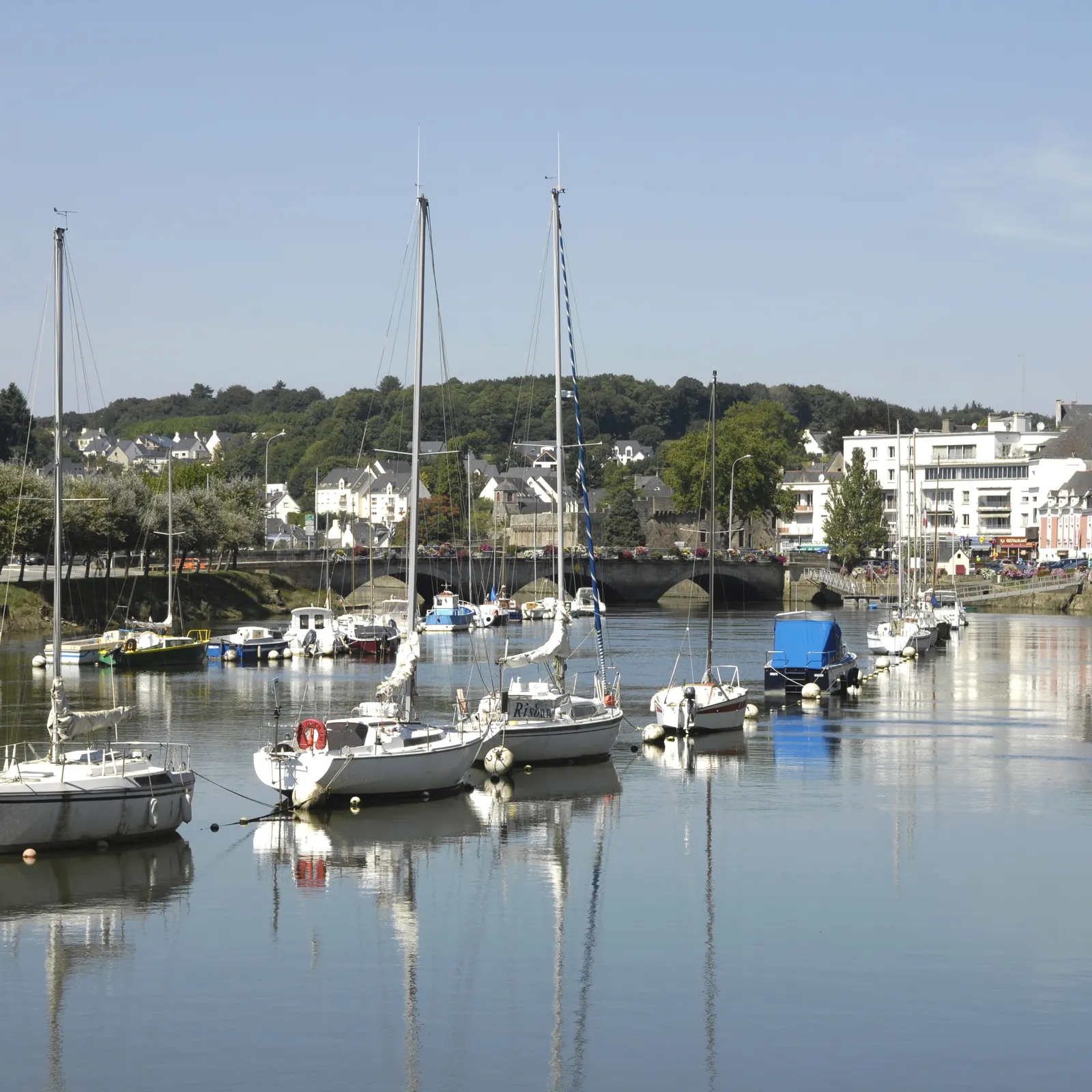 Douar Henbont zo dedenus evit embregerezhioù 'zo...