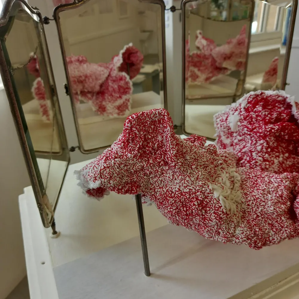 Le collectif Ancrage expose aux Bains Douches