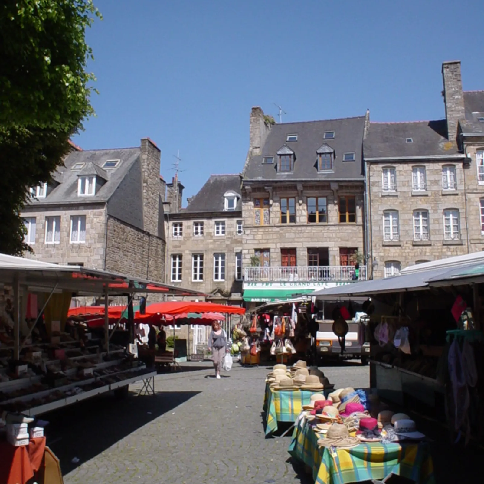 Episode 12 : Guingamp, Bourbriac, Pabu, Plouisy, Coadout, Ploumagoar, Pedernec, Bégard