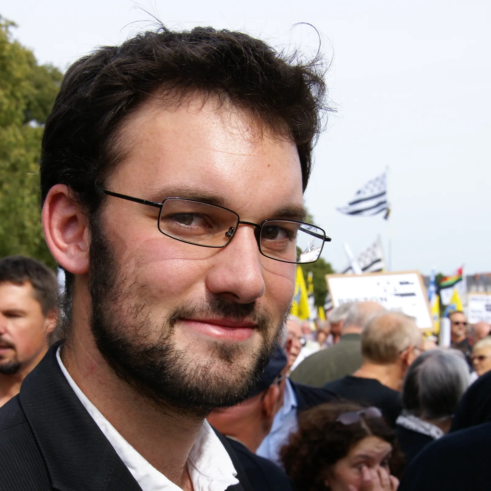 78% eus ar vretoned ha bretonezed a zo a-du gant ar statud annezad